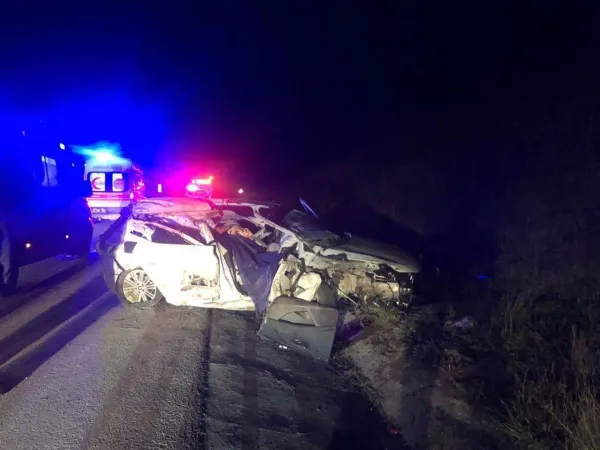 Türk Hava Yolları Pilotları Arnavutköy'de Meydana Gelen Trafik Kazasında Hayatını Kaybetti, Alkollü Sürücü Tutuklandı