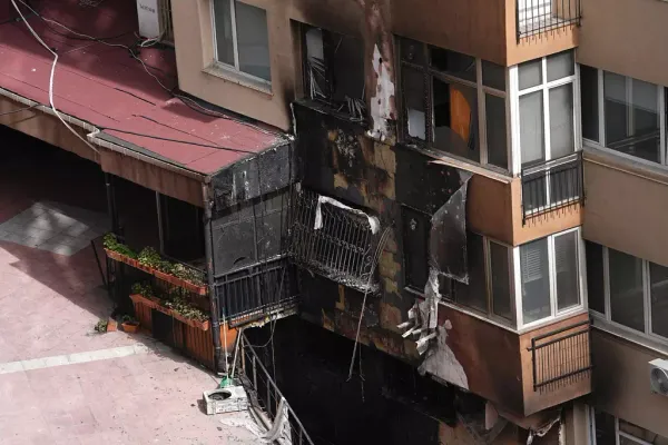 İstanbul’da Yangın Faciası: 27 Kişi Hayatını Kaybetti, Soruşturma Başlatıldı