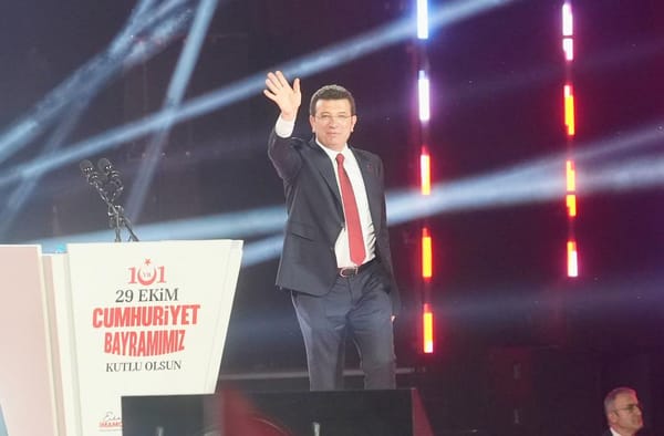 Ekrem İmamoğlu'nun 29 Ekim Konuşması Tartışmalara Neden Oldu: "Cumhurbaşkanlığı Adaylığını İlan Etti" İddiası